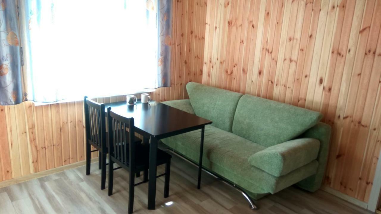 Eco House Hotell Tsjornomorsk Eksteriør bilde