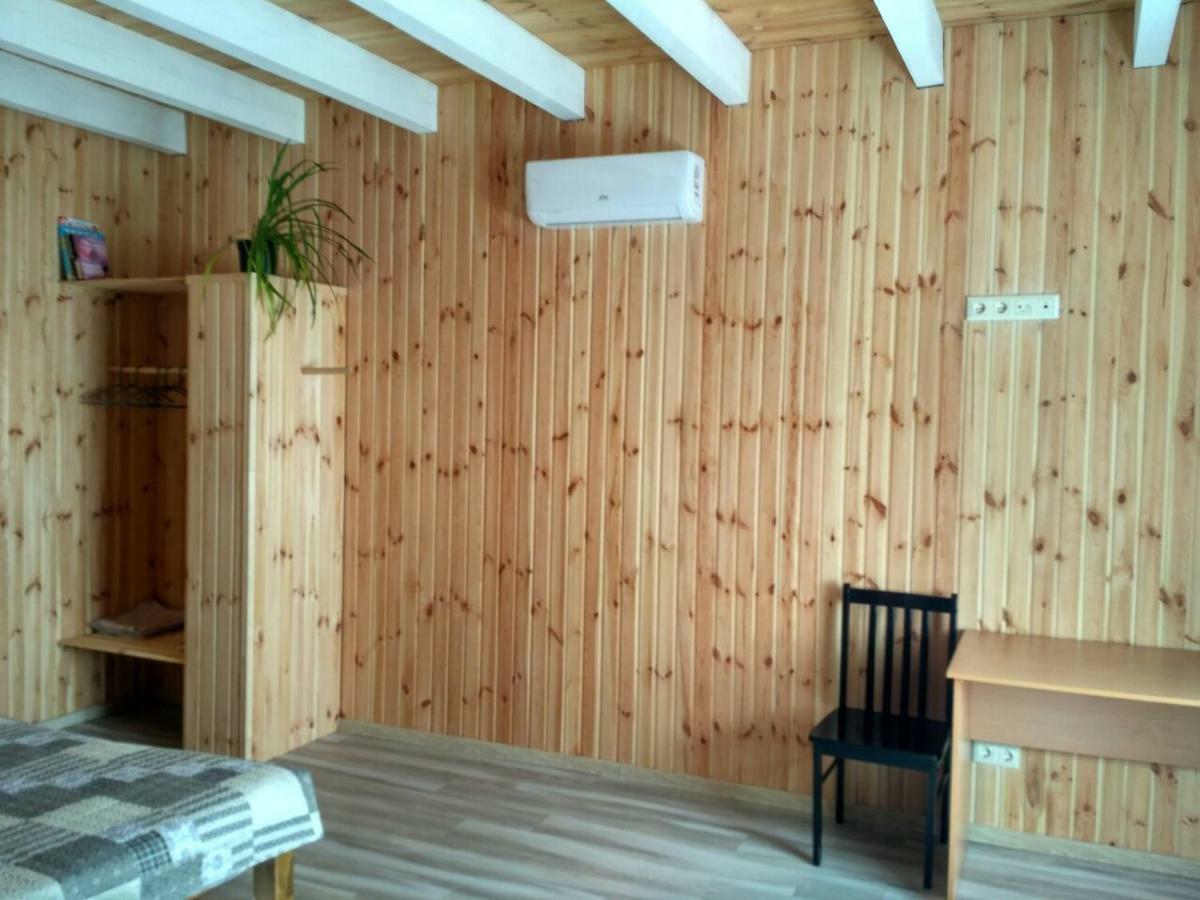 Eco House Hotell Tsjornomorsk Eksteriør bilde
