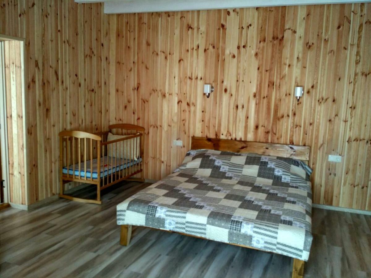 Eco House Hotell Tsjornomorsk Eksteriør bilde