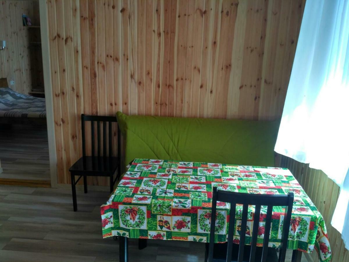 Eco House Hotell Tsjornomorsk Eksteriør bilde